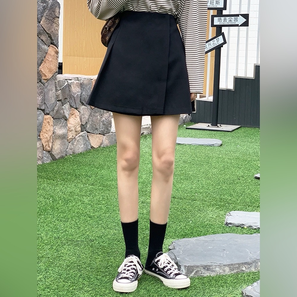 Black Skirt